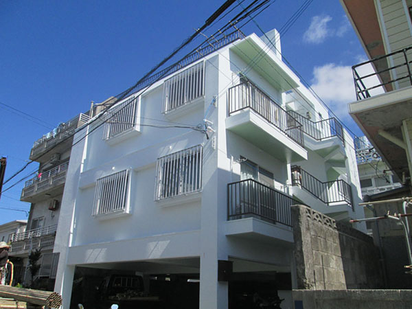 塗装後の沖縄県塗装前の浦添市Ｎ邸