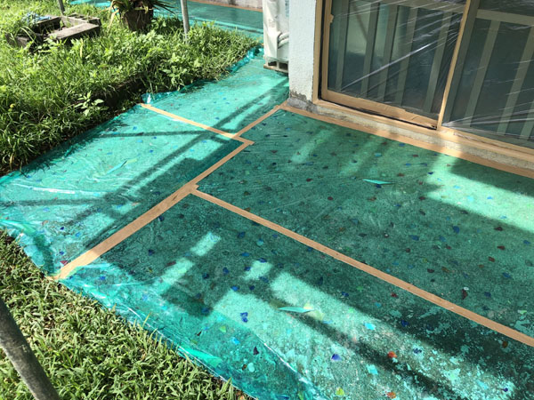 沖縄県南城市Ｙ様の窓や土間等のビニール養生完了。