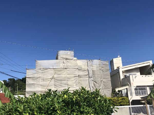 沖縄県八重瀬町Ｎ様の足場組立工事