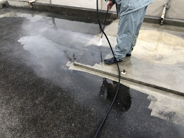 沖縄県浦添市Ｈ邸の高圧水洗浄工事