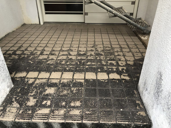 沖縄県浦添市Ｈ邸の高圧水洗浄工事前