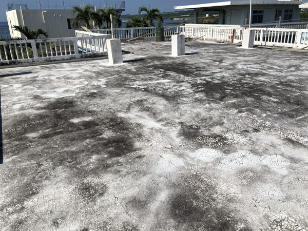 沖縄県南城市Ｏ様の屋上遮熱防水工事前