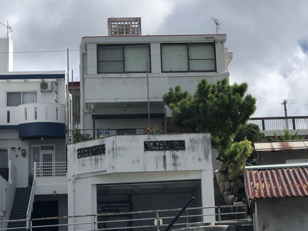 外壁塗装前の沖縄県西原町Ｍ邸