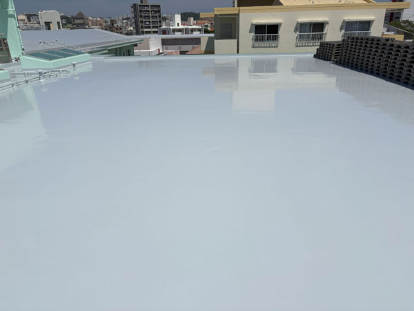 沖縄県那覇市Eアパート様の屋上遮熱防水工事後