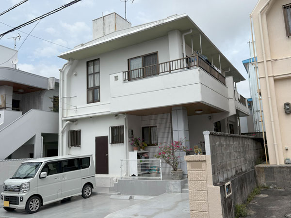 外壁塗装前の沖縄県八重瀬町Ｍ邸