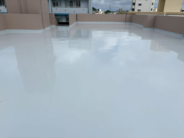 沖縄県浦添市R様の屋上遮熱防水工事後