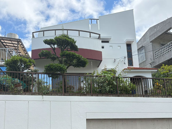 外壁塗装後の宜野湾市Ｍ邸