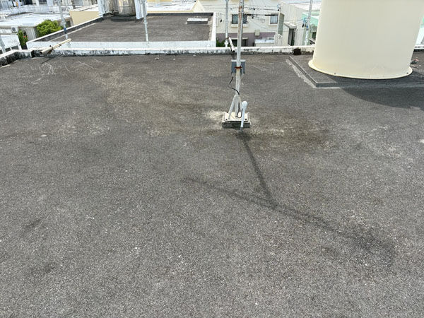 沖縄県那覇市Ｉ邸の屋上遮熱防水工事前