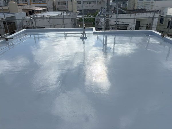 沖縄県那覇市Ｍ様の屋上遮熱防水工事後