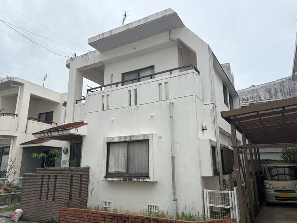 外壁塗装前の沖縄県那覇市Ｍ邸