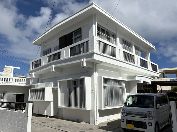 外壁塗装後の沖縄県西原町Ｈ邸