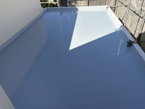 沖縄県那覇市Ｏ様の屋上遮熱防水工事後