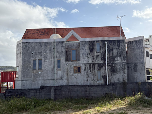 外壁塗装前の那覇市Ｔ様邸