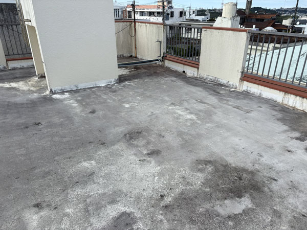 屋上遮熱防水工事　施工前