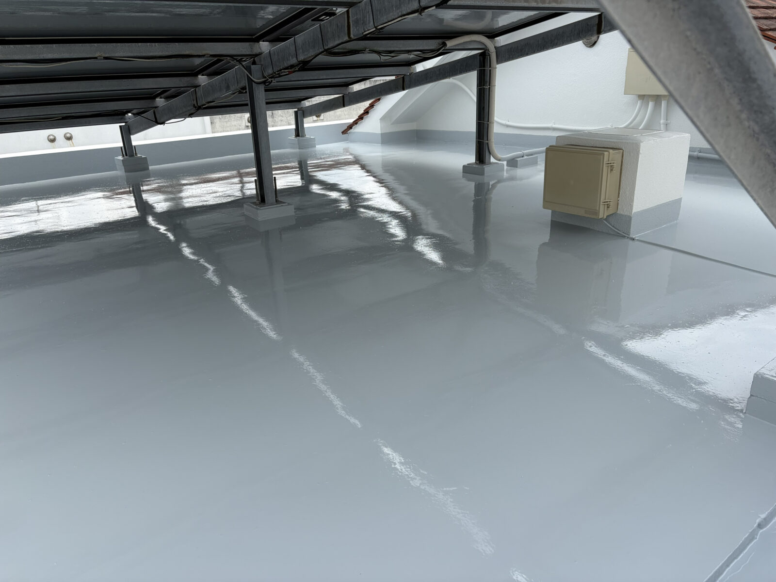 那覇市Ｈ様邸の屋上遮熱防水工事後