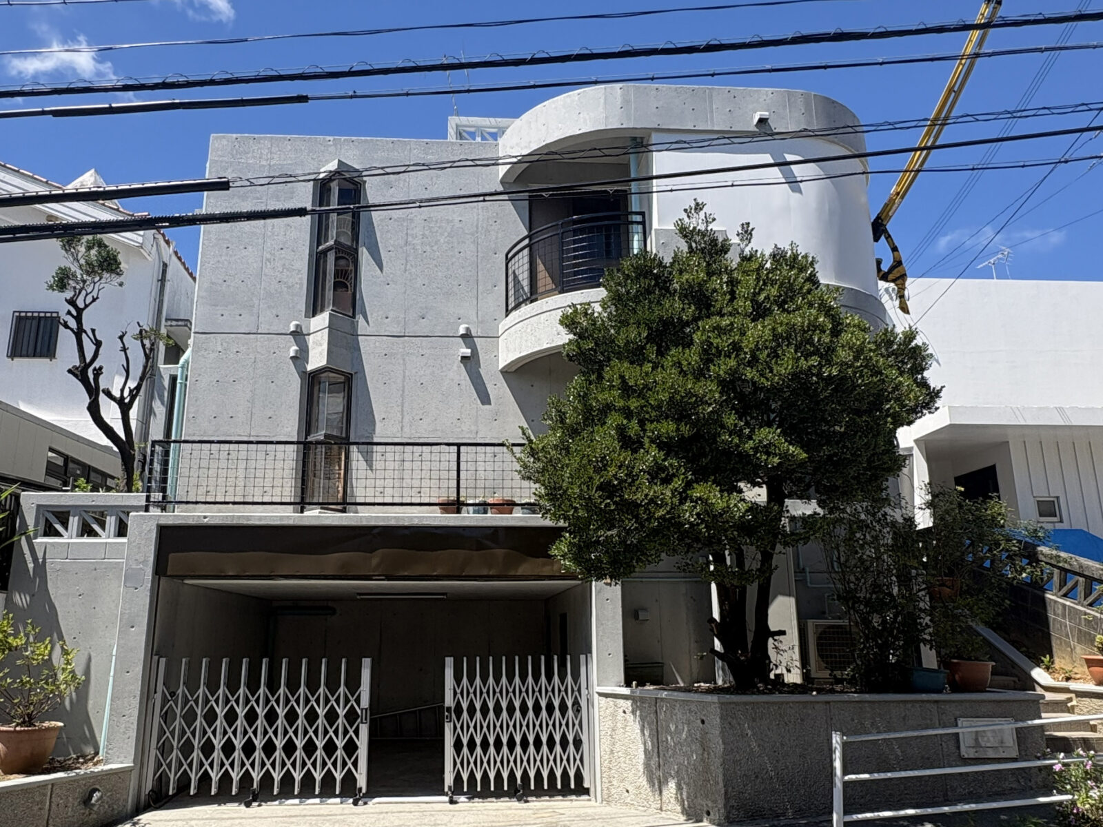 外壁塗装後の那覇市Ｋ様邸